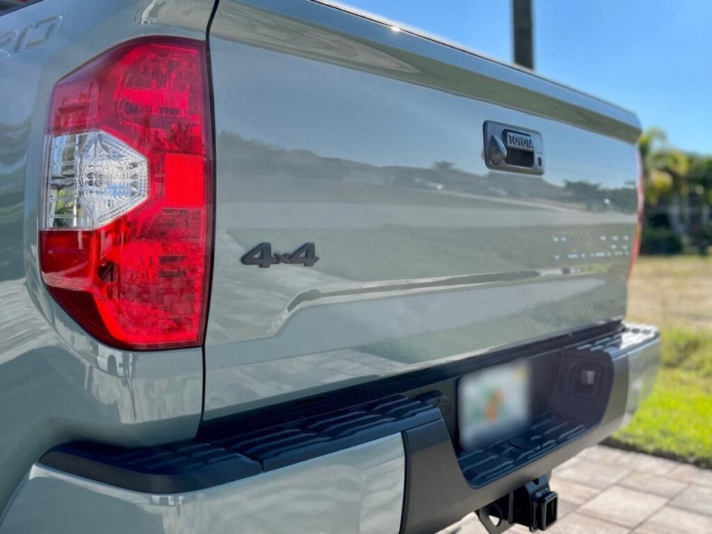 exterior car detailing